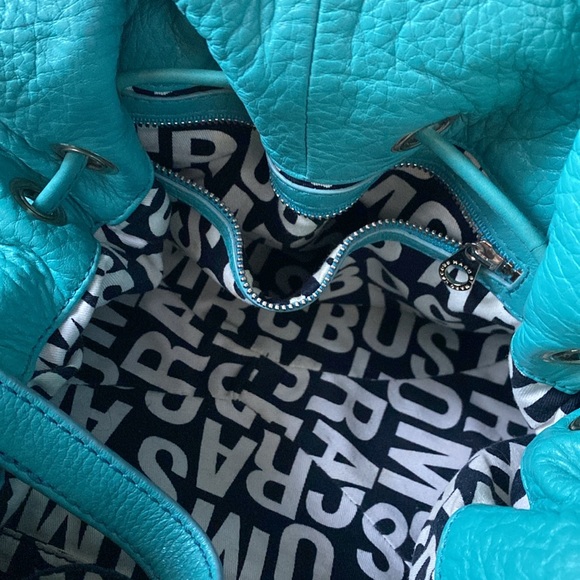 Marc by Marc Jacob’s bucket style satchel with shoulder strap - Picture 8 of 10